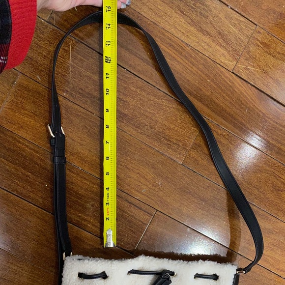 DKNY Tilly Stacked Logo Drawstring Bucket Bag - Picture 12 of 13